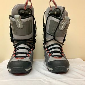 DC Radian Snowboard Boots SIZE 8.5 White, Gray